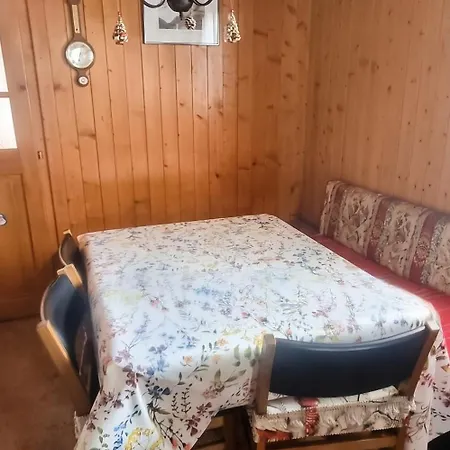 In Troistorrents, 70 M², Balcony *