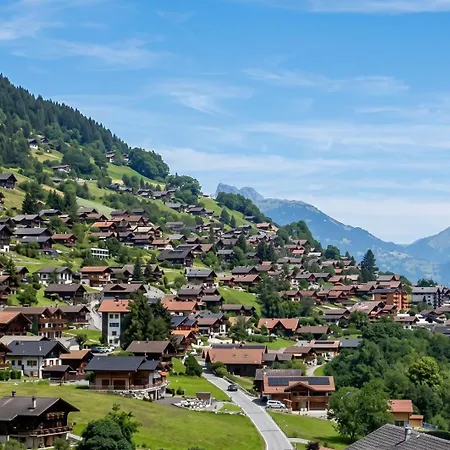 In Troistorrents, 70 M², Balcony Chalet Troistorrents